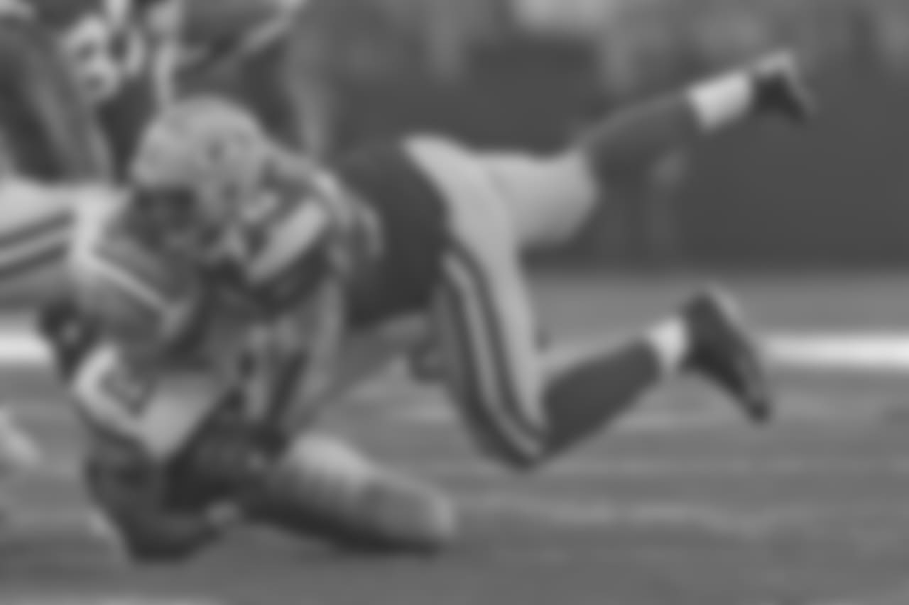 93 Mike Daniels