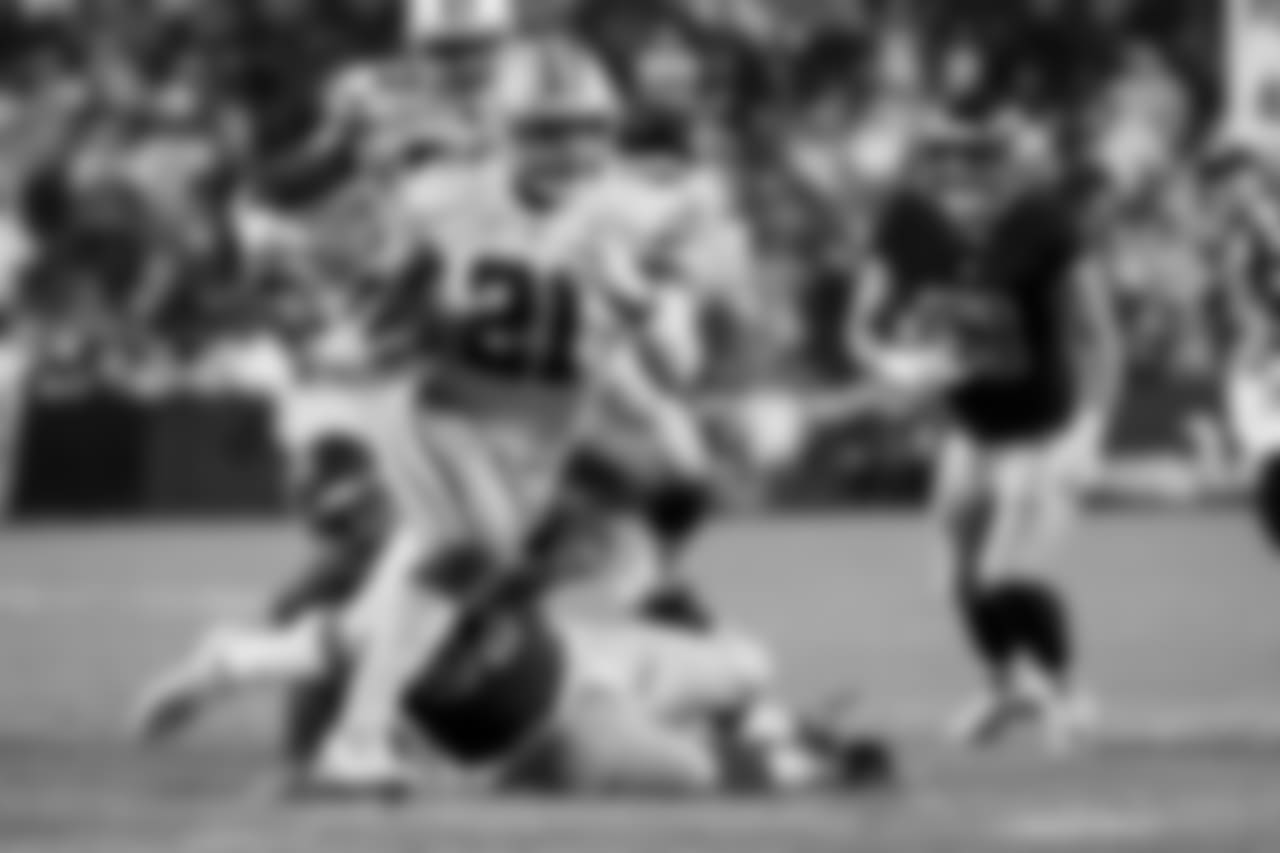 54 Ezekiel Elliott