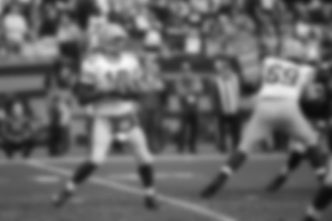 10 Aaron Rodgers