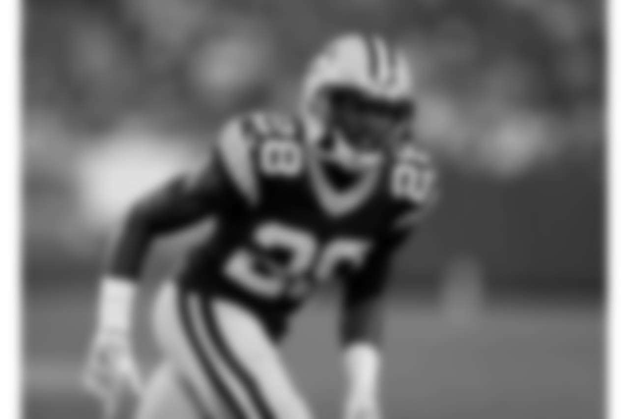 28 — CB Josh Hawkins