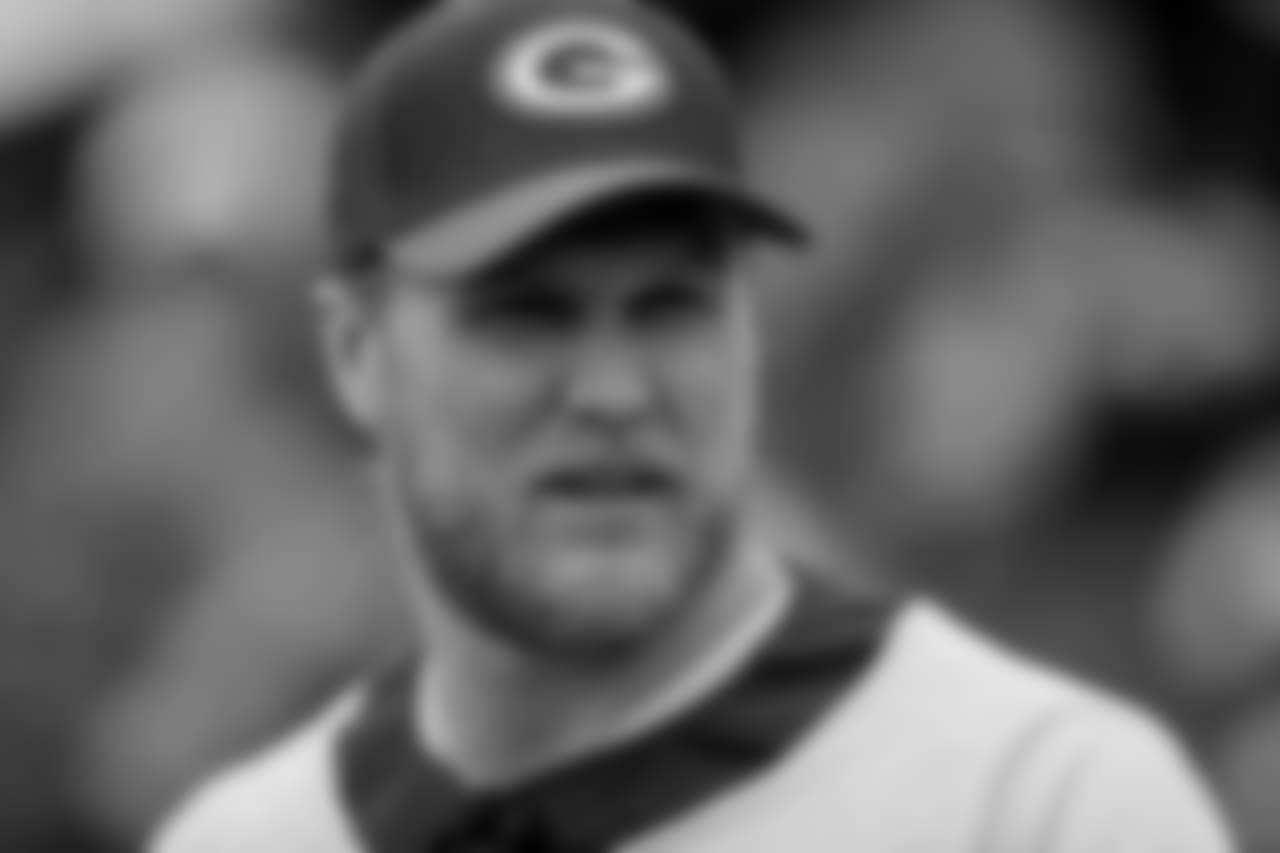 180602-green-gold-softball-siegle-13