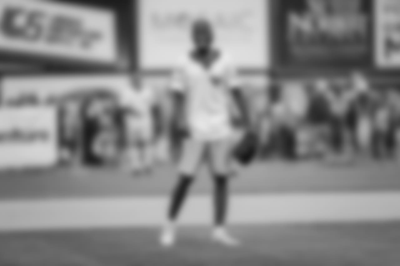 180602-green-gold-softball-siegle-92