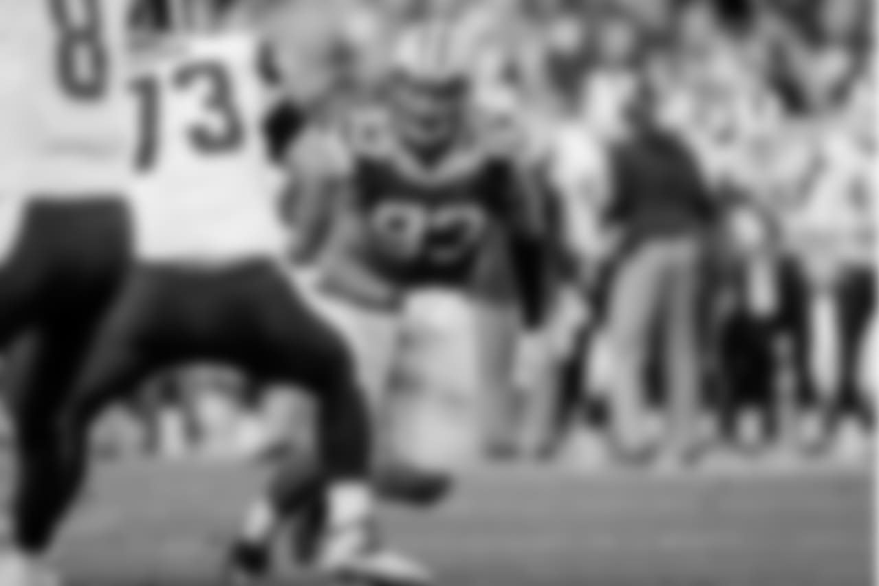 93 — LB Reggie Gilbert