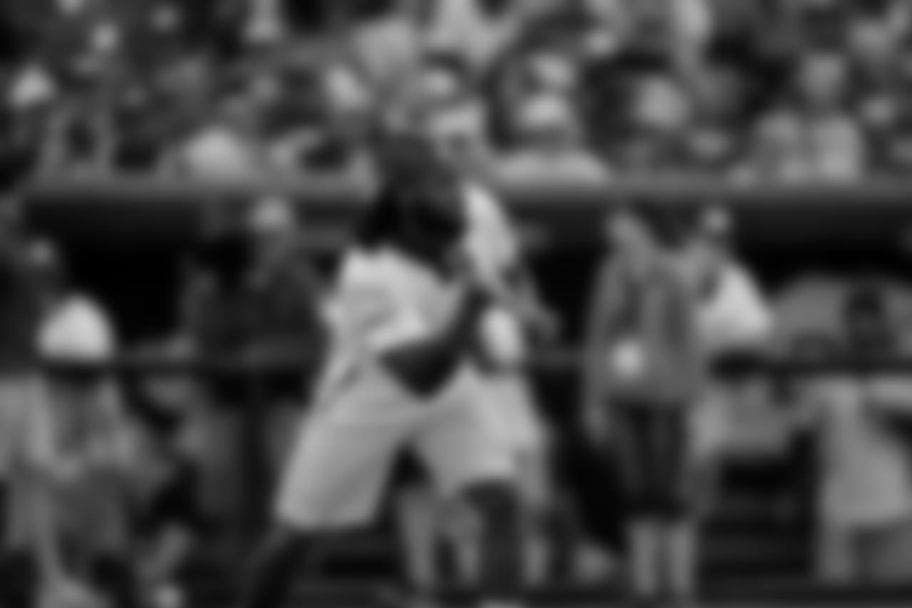 180602-green-gold-softball-siegle-70