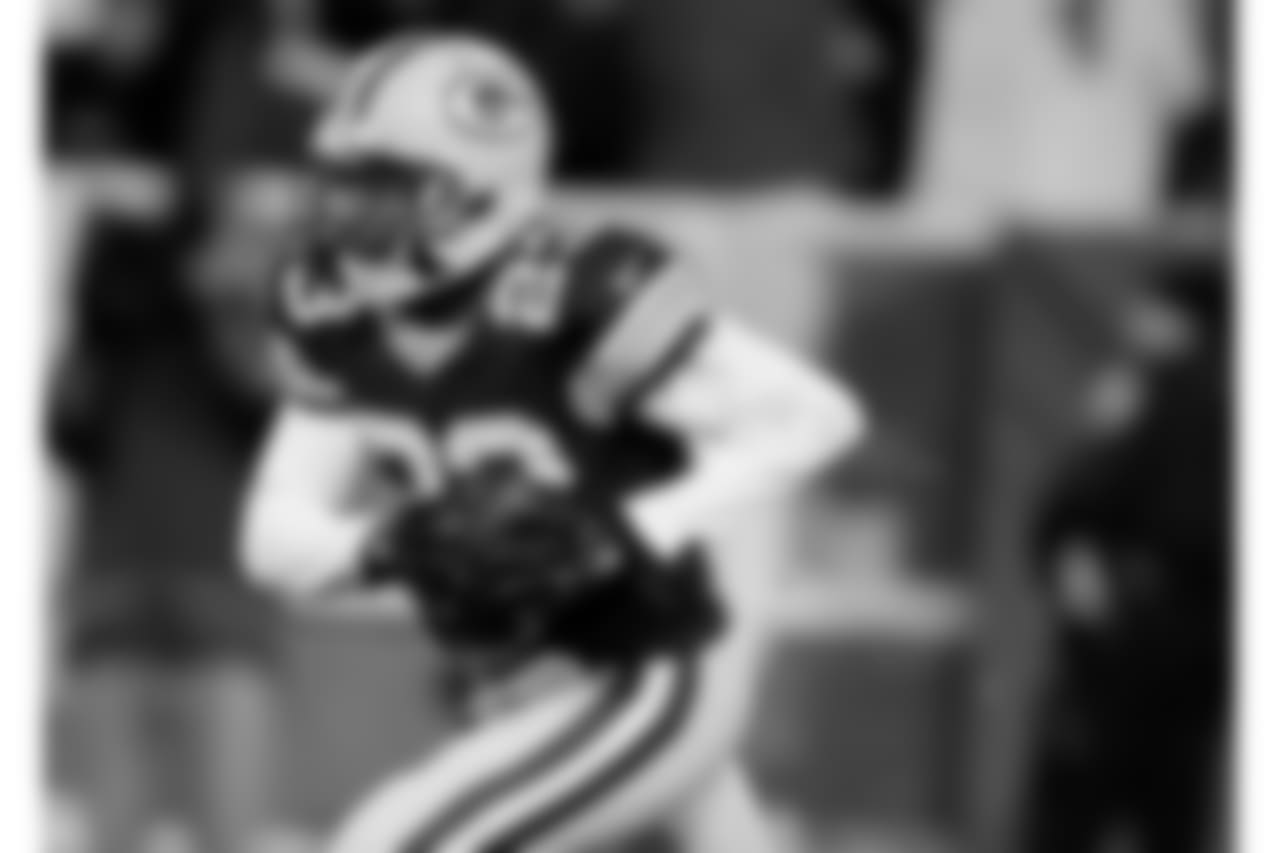 23 — CB Damarious Randall