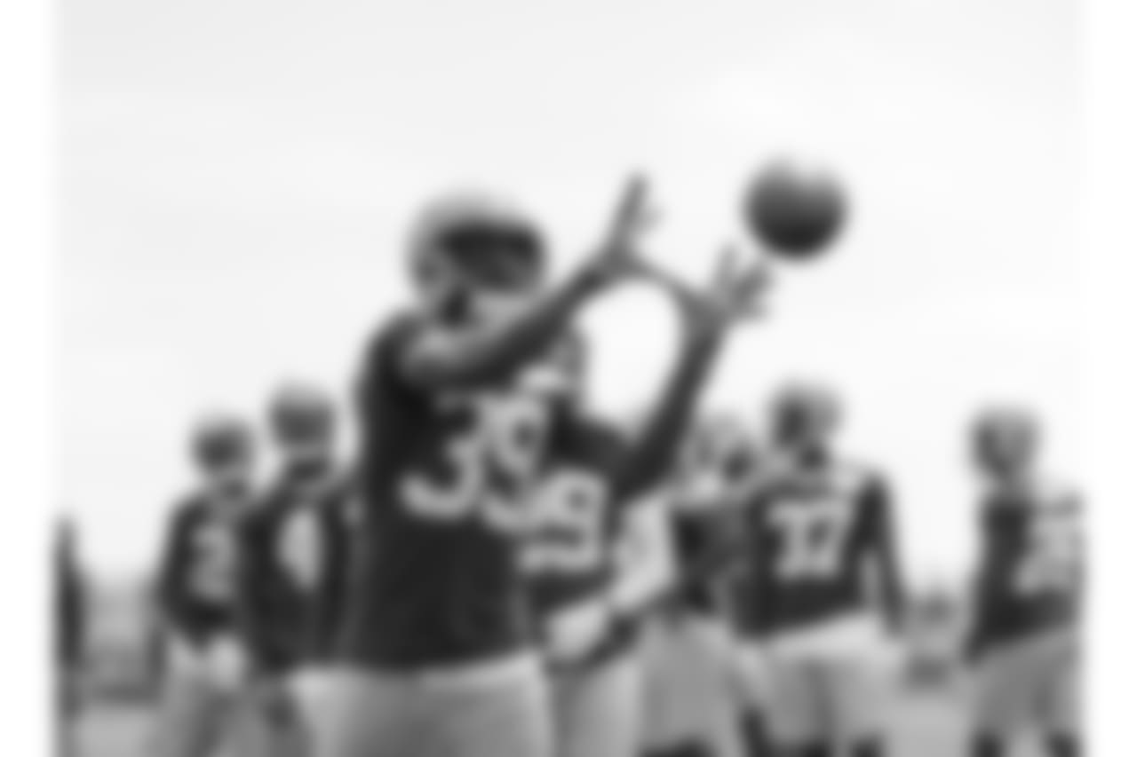 180612-minicamp-practice-1-110