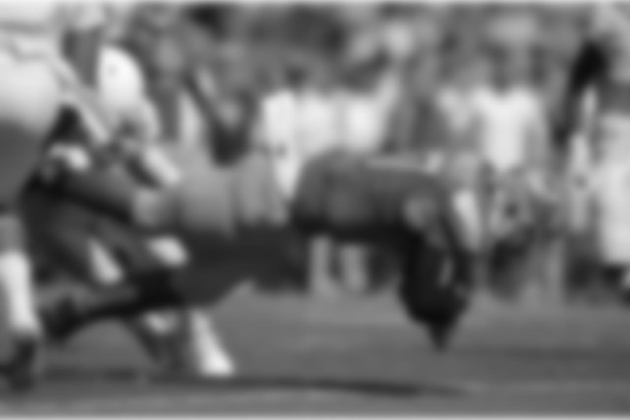 Brett Hundley - #17 - UCLA