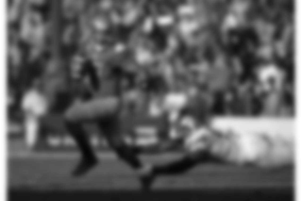 Brett Hundley - #17 - UCLA