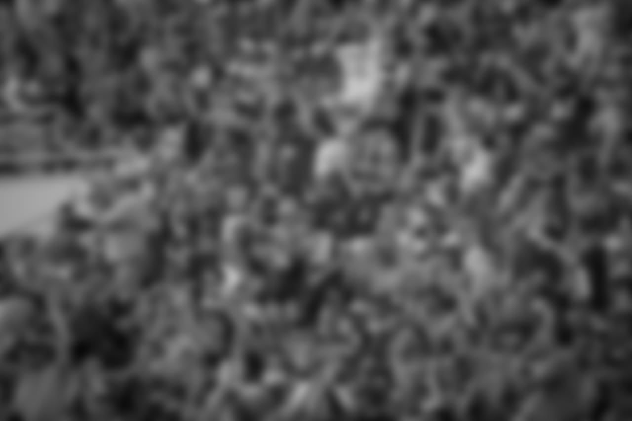180706-fan-friday-02