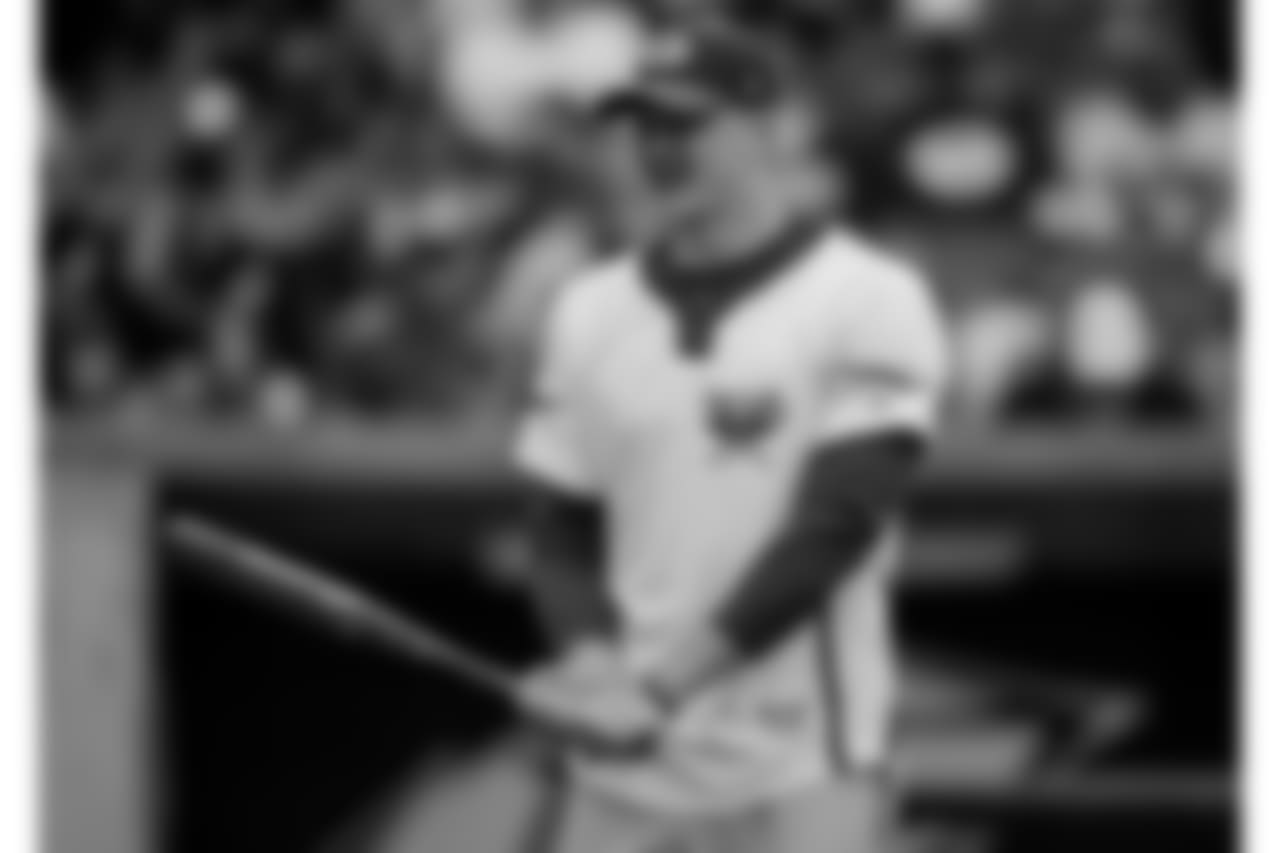 180602-green-gold-softball-siegle-6