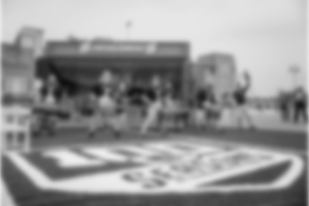 180612-lambeau-field-live-ribbon-cutting-1