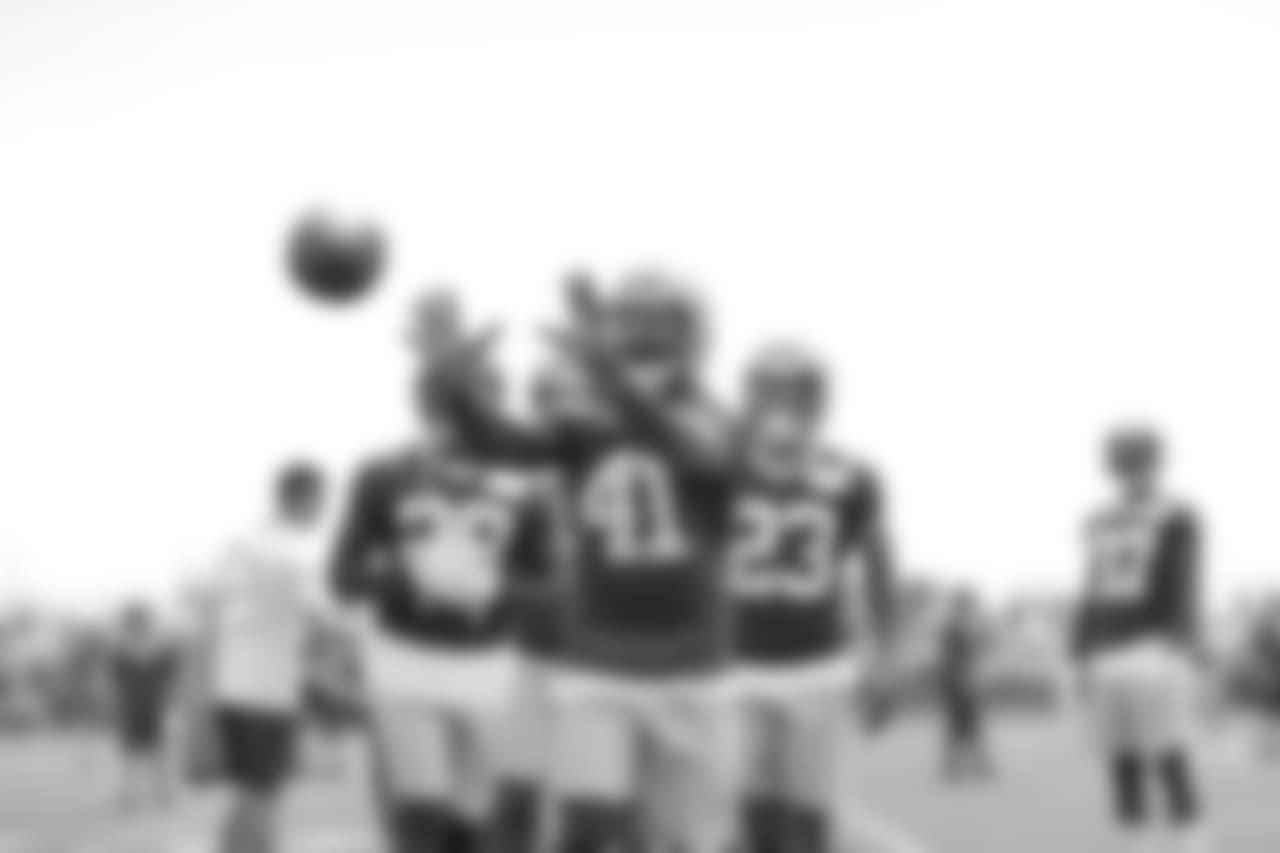 180612-minicamp-practice-1-101