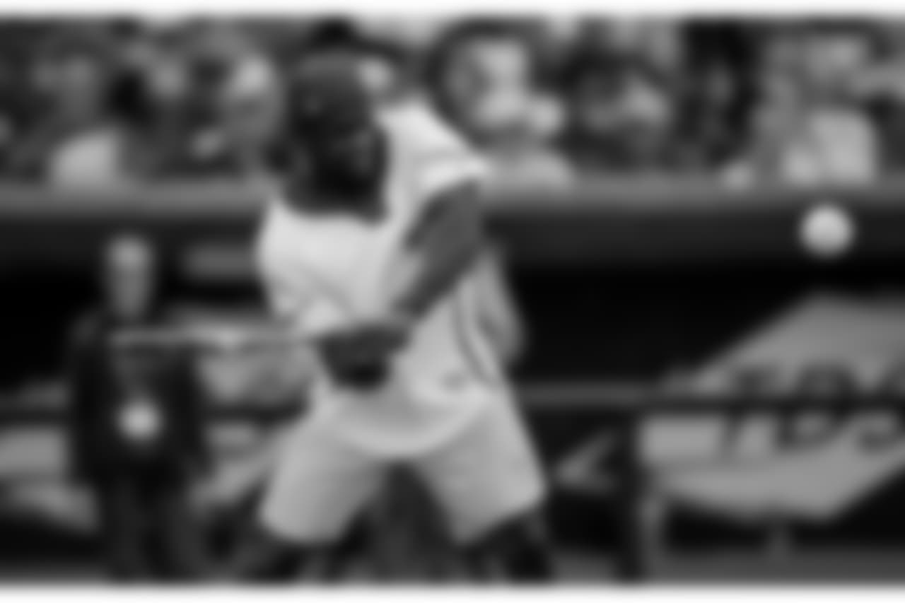 180602-green-gold-softball-siegle-57