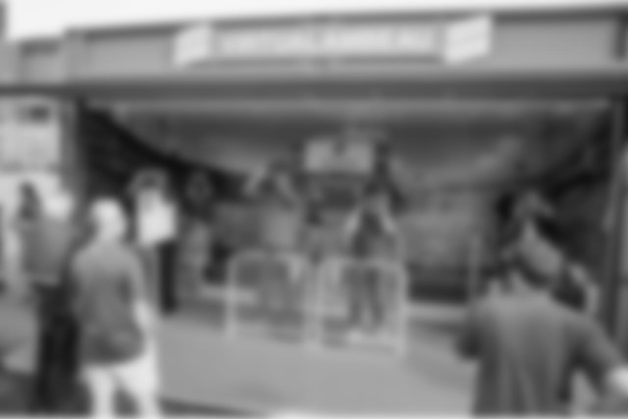 180612-lambeau-field-live-ribbon-cutting-11
