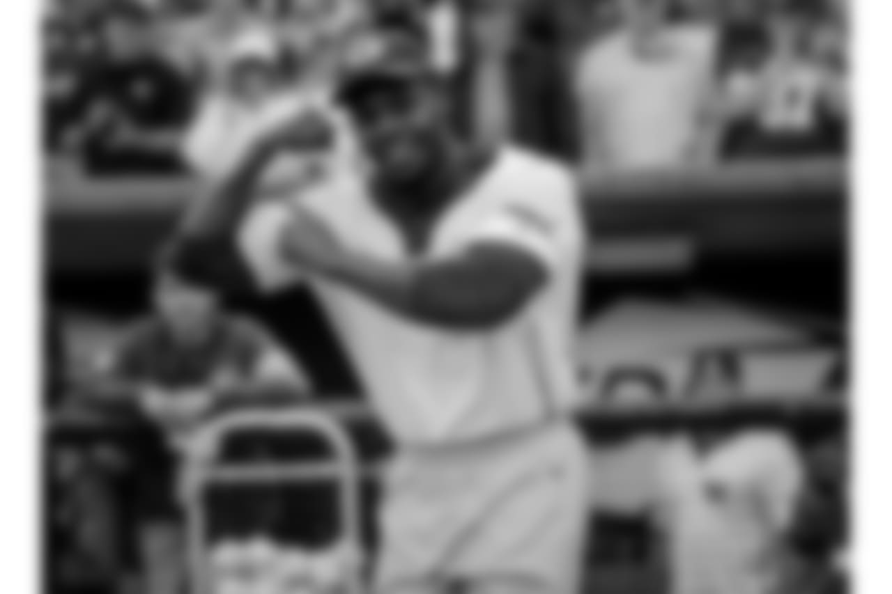 180602-green-gold-softball-siegle-38