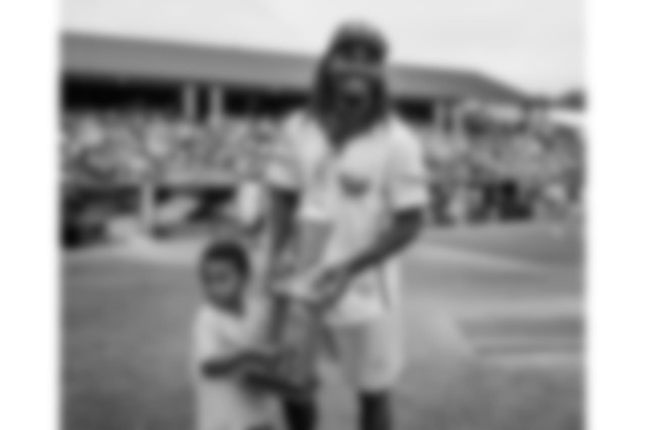 180602-green-gold-softball-siegle-28