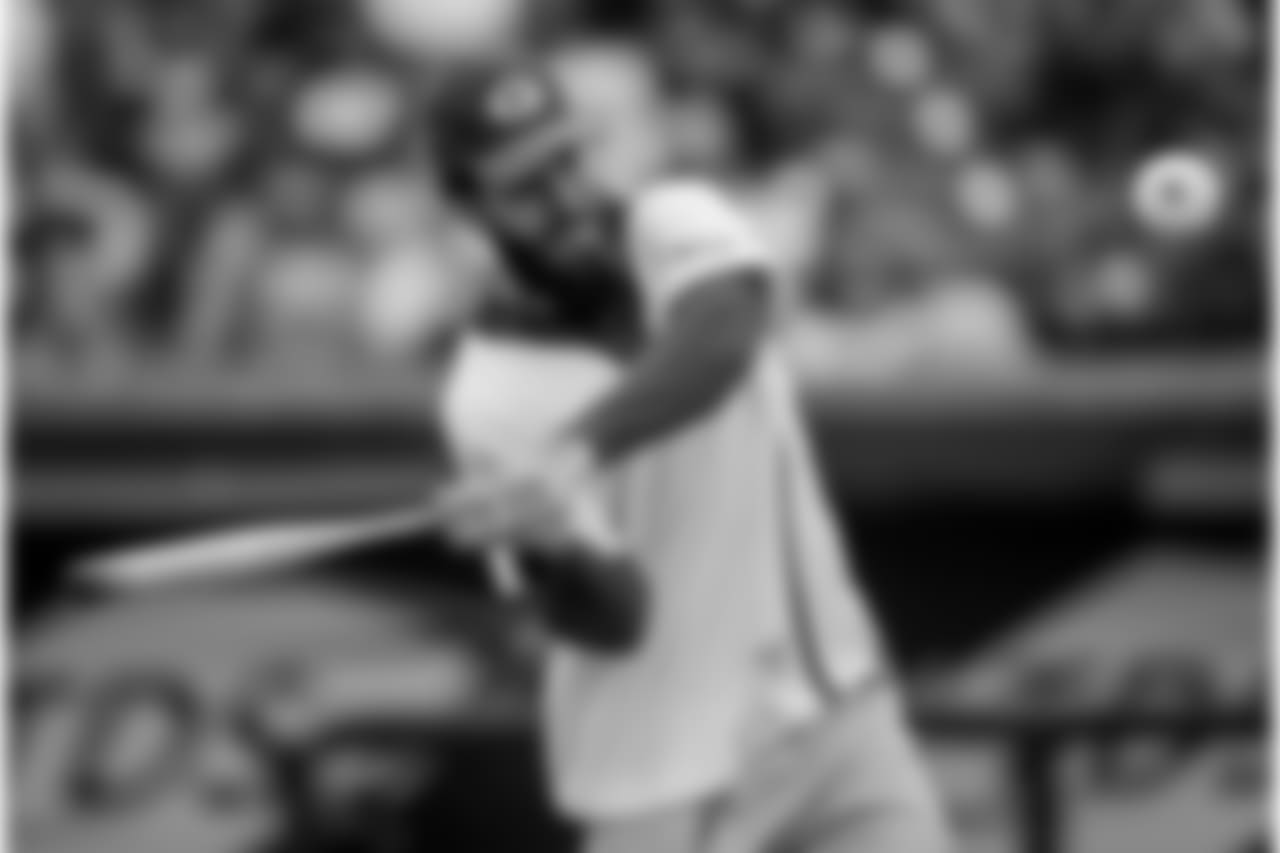 180602-green-gold-softball-siegle-14