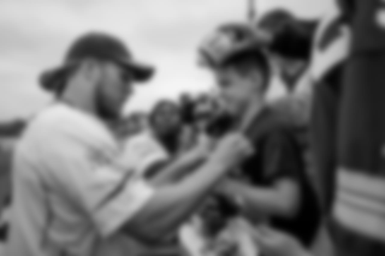 180602-green-gold-softball-siegle-15