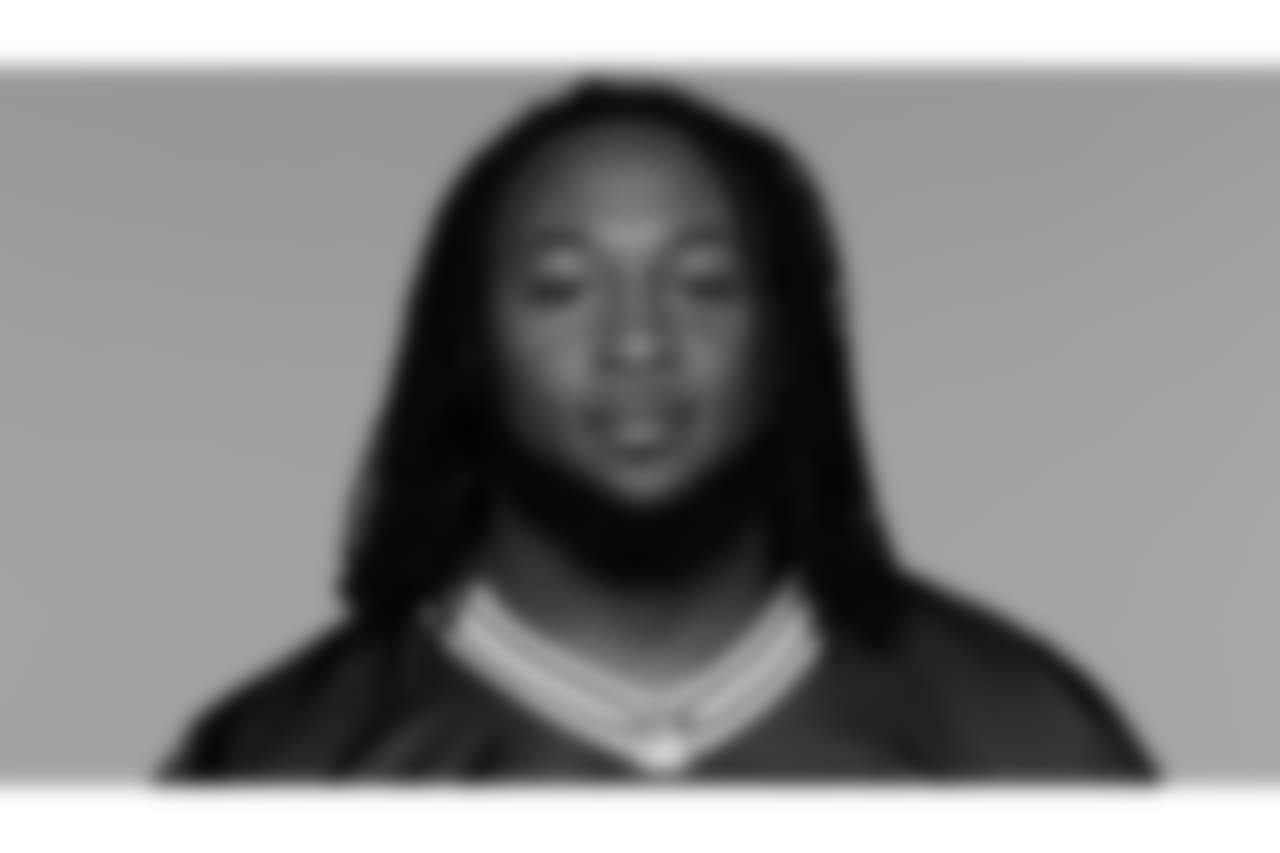 33 - RB Aaron Jones