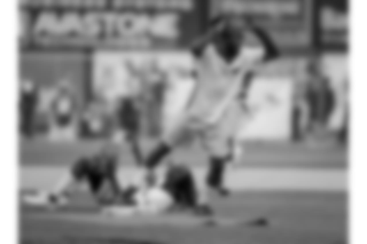 180602-green-gold-softball-siegle-96
