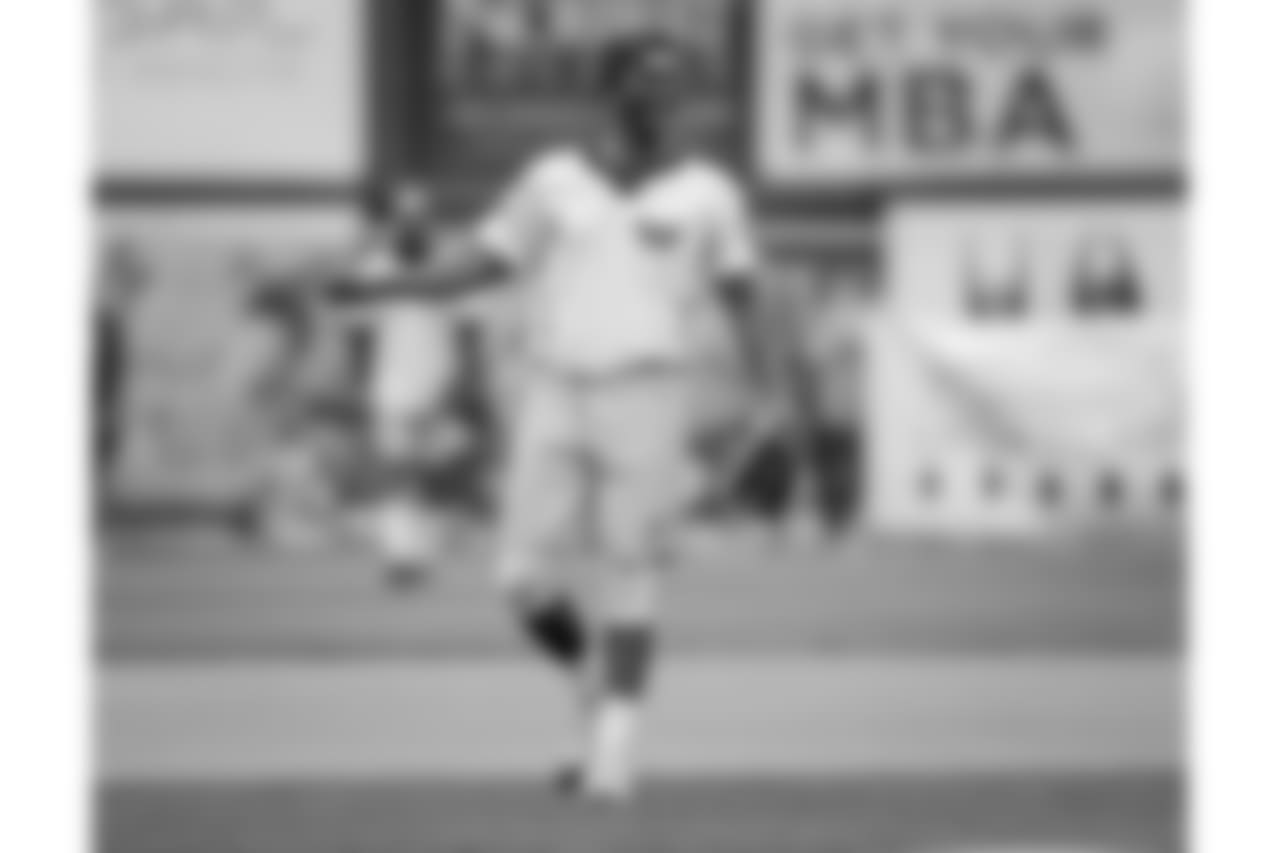 180602-green-gold-softball-siegle-50
