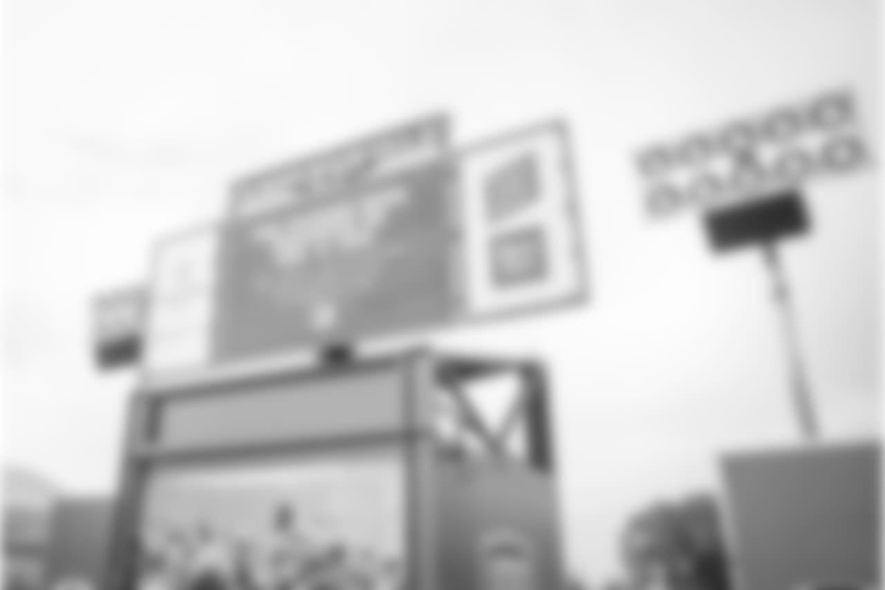 180612-lambeau-field-live-ribbon-cutting-16