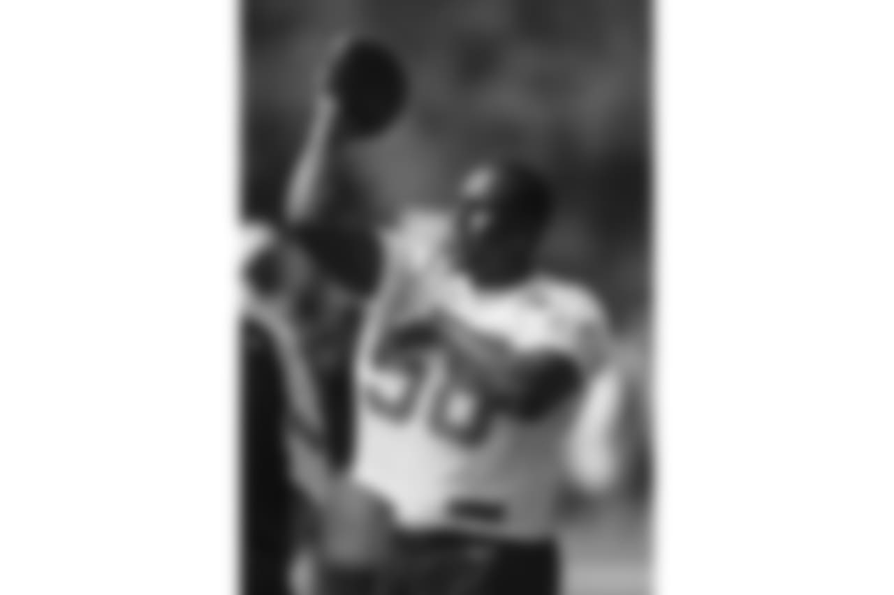LB Thomas Davis
