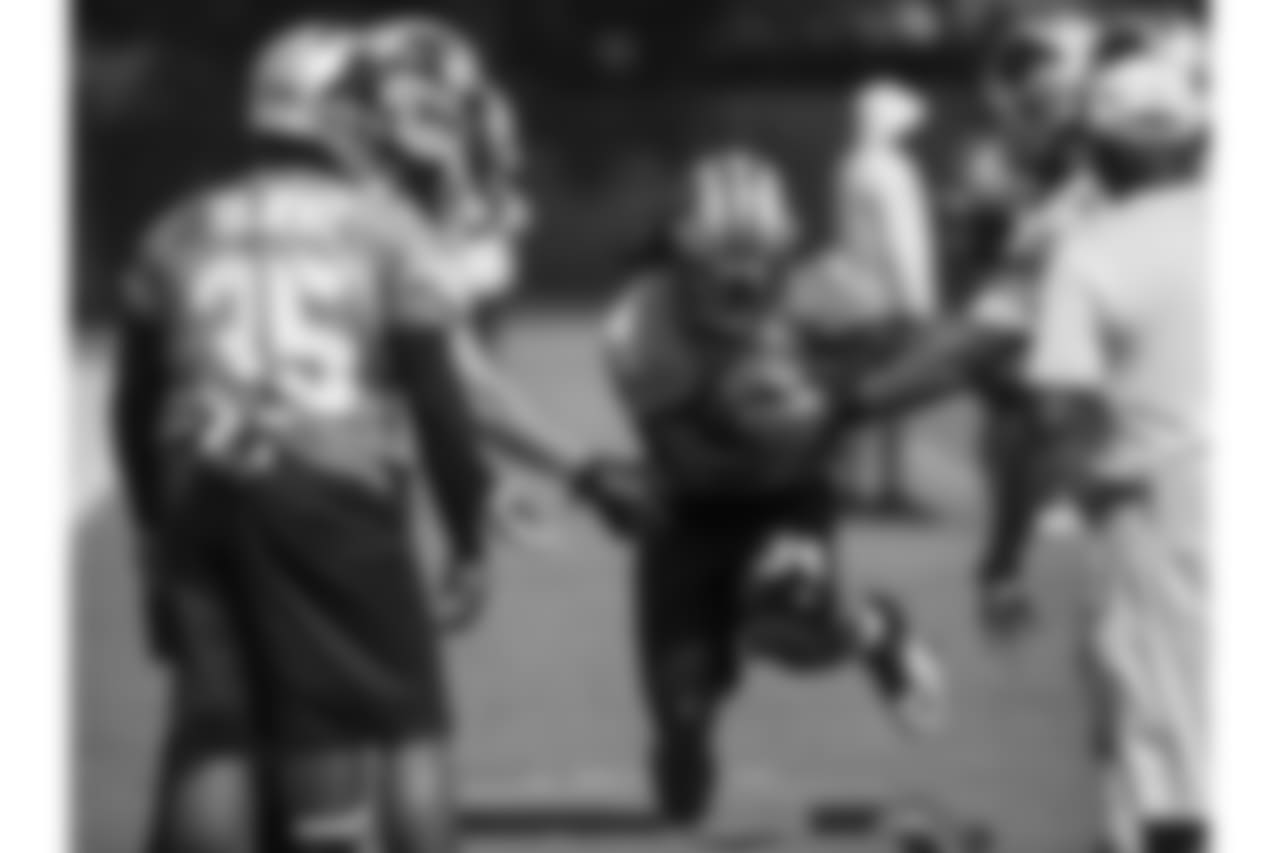 RB DeAngelo Williams