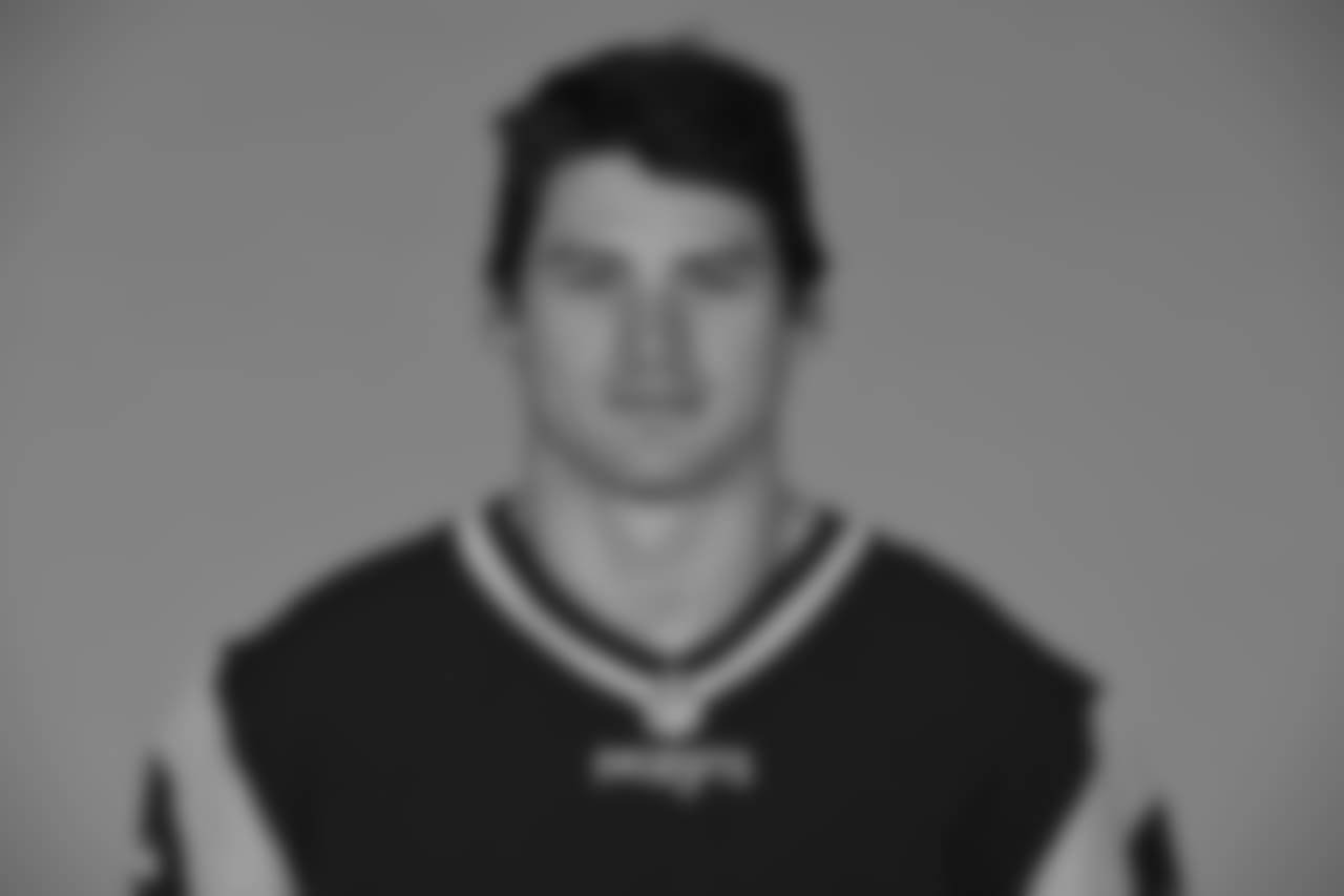 Troy Niklas.