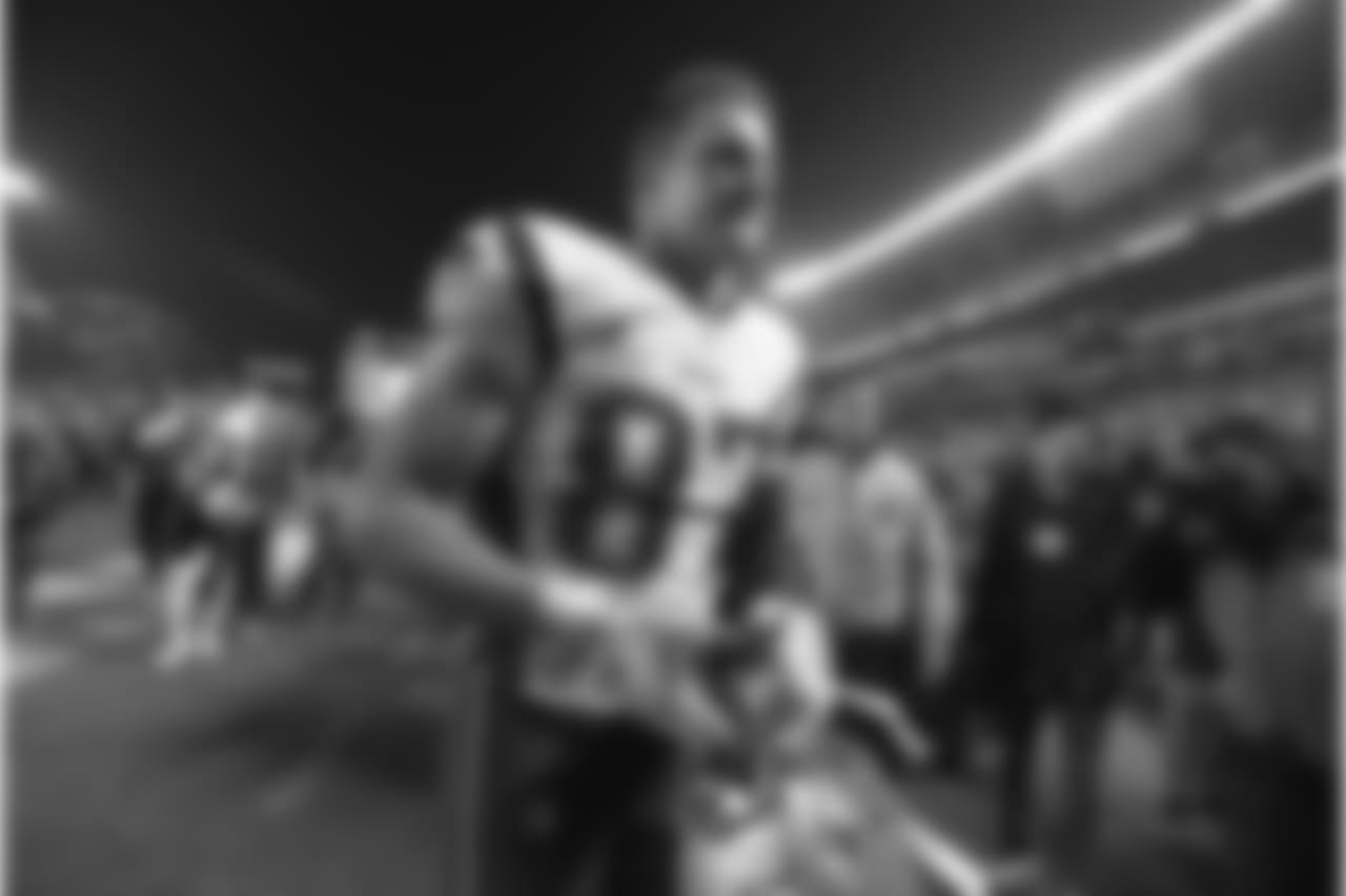 New England Patriots tight end Rob Gronkowski (87) walks off the field following an NFL football game against the Pittsburgh Steelers in Pittsburgh, Sunday, Dec. 17, 2017. The Patriots won 27-24. (AP Photo/Don Wright)