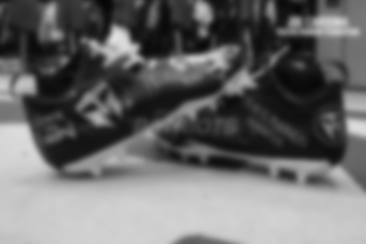 20161204_cleats_2.jpg