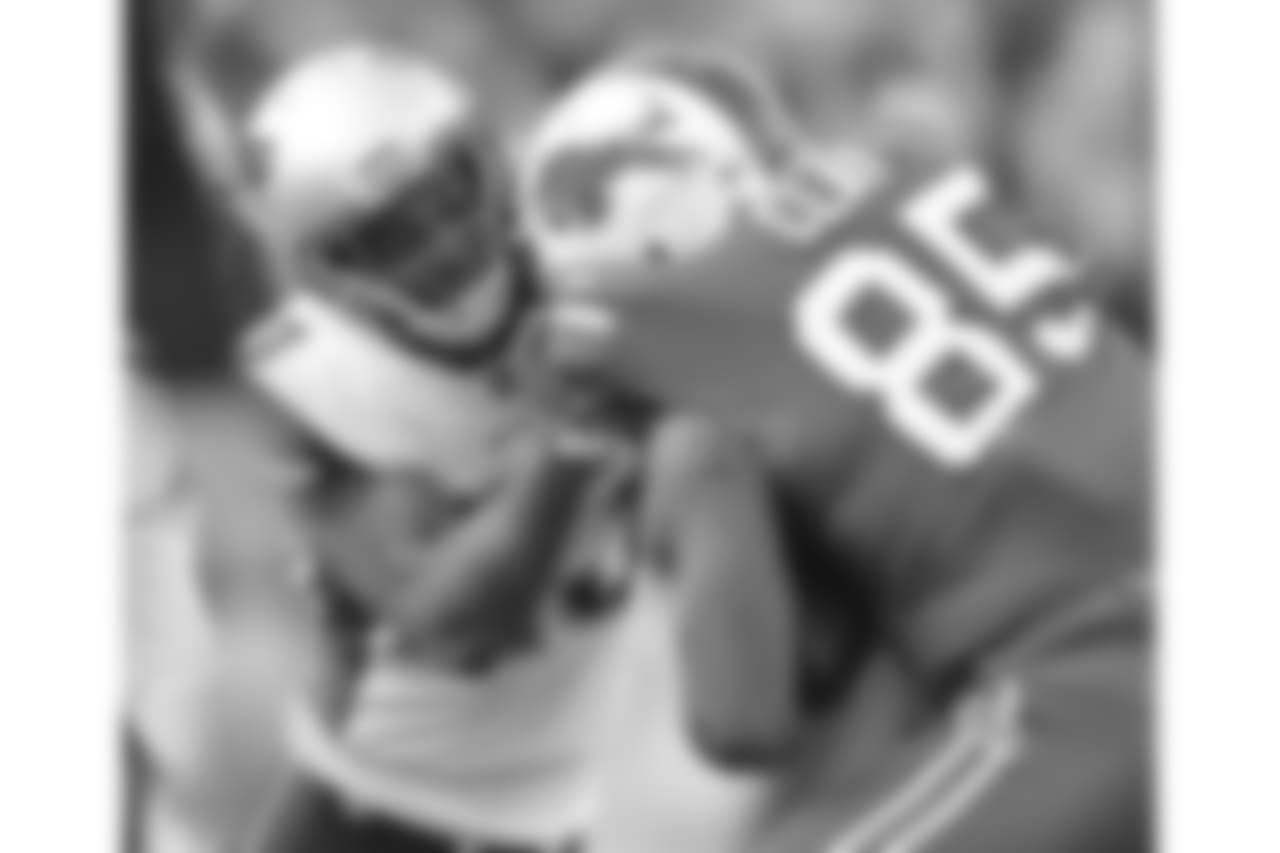 20171203_bills_silverman575.jpg