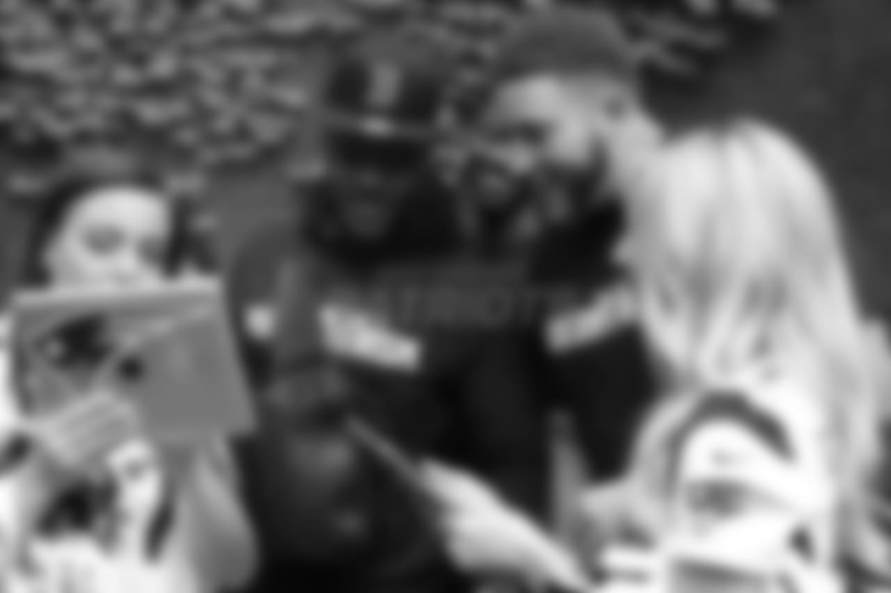 20180614_iPadDonation_Kelly685