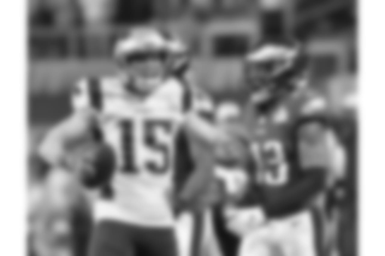 20180204_eagles_nordstrom235.jpg