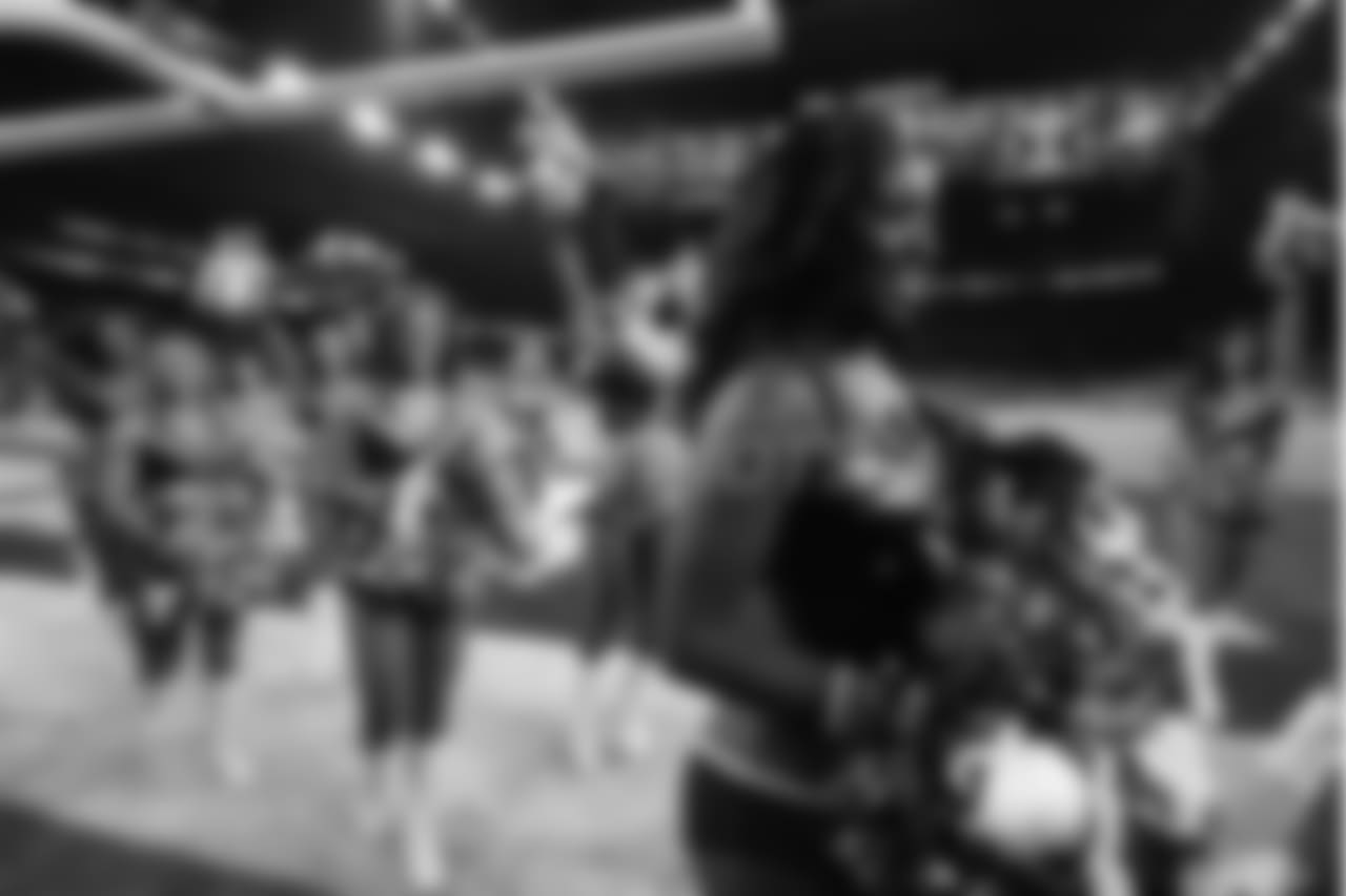 sbli_af020517cheer_ds104-watermarked.jpg