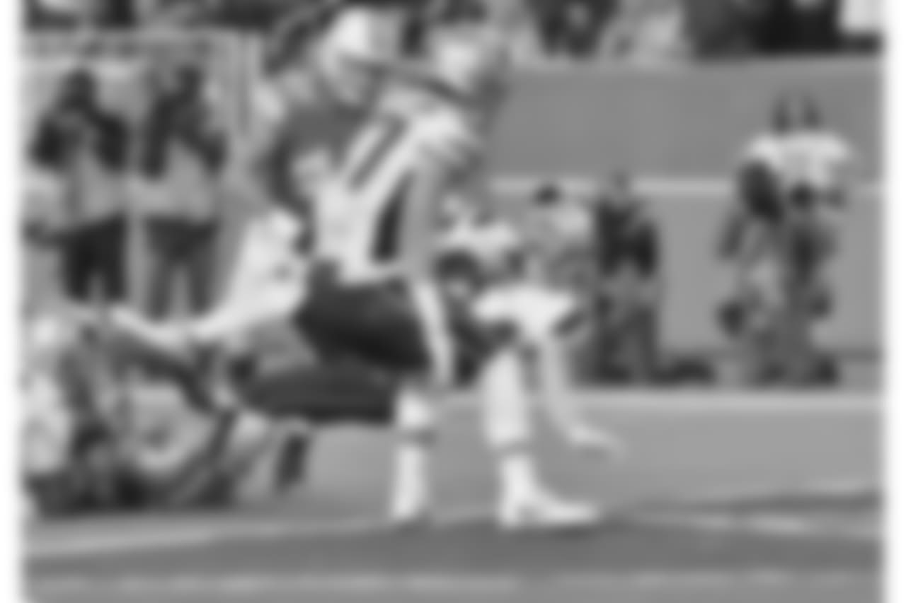 20171211_dolphins_nordstrom_26.jpg