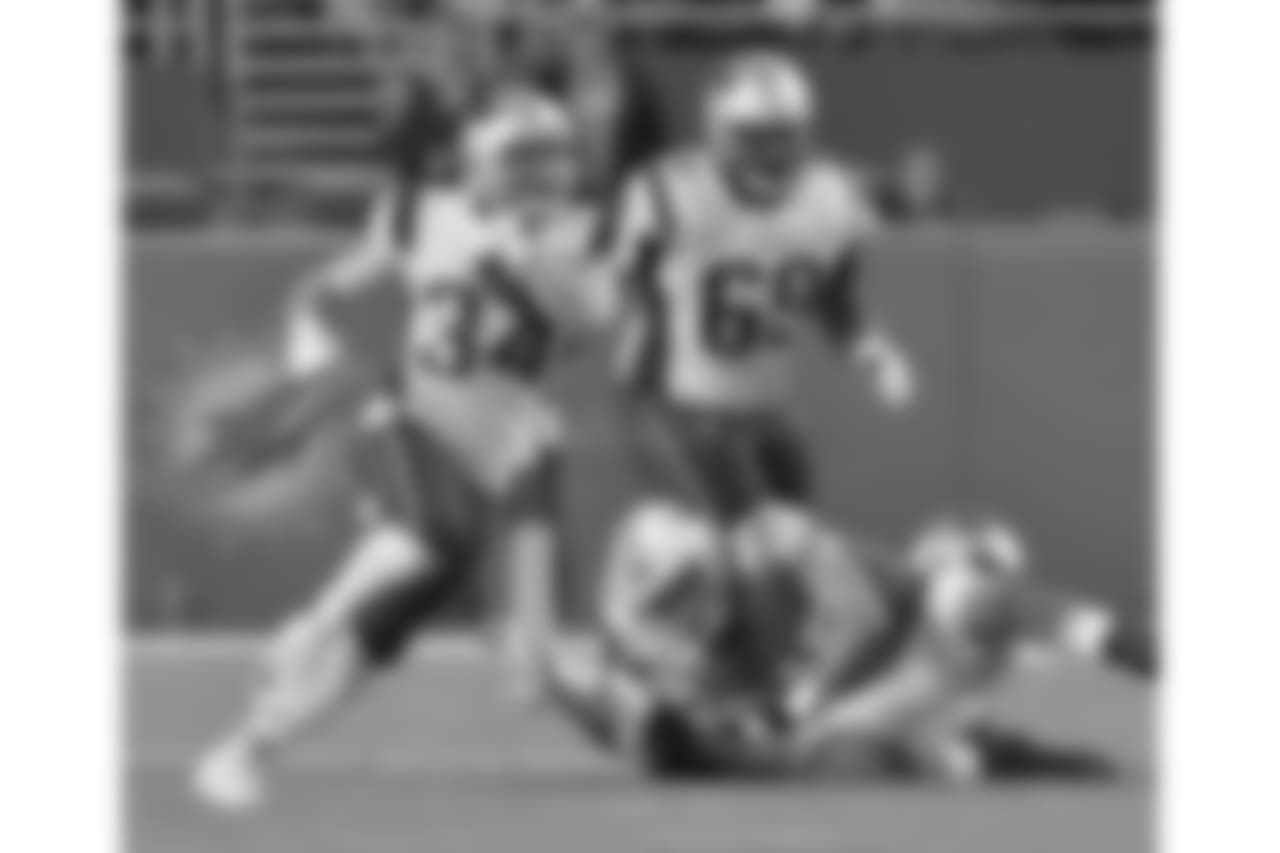 20171211_dolphins_nordstrom_02.jpg