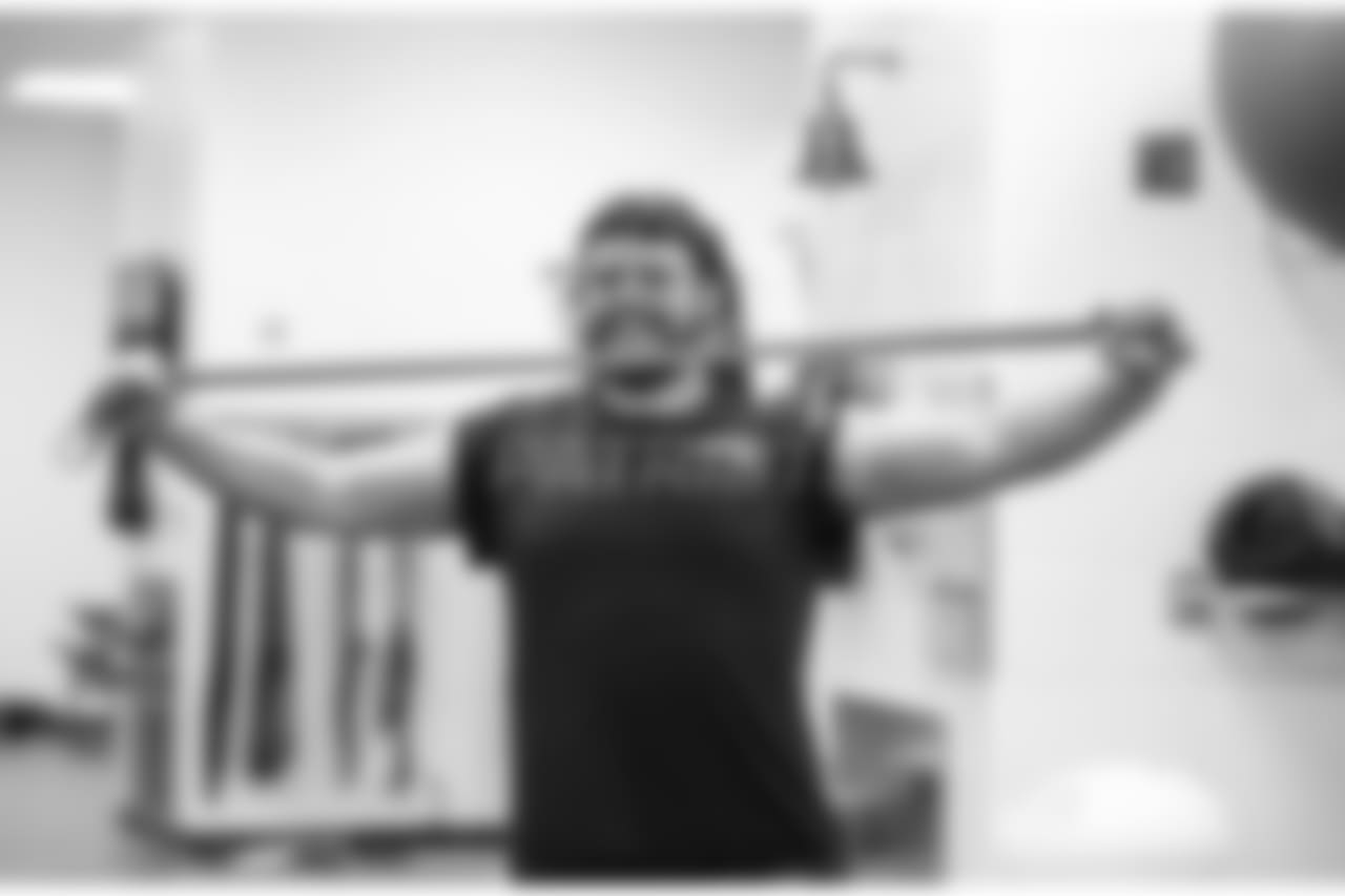051018-weight_eja04-watermarked.jpg