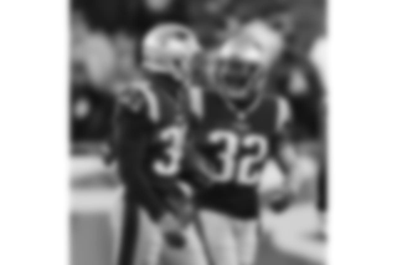 20171126_dolphins_silverman445.jpg