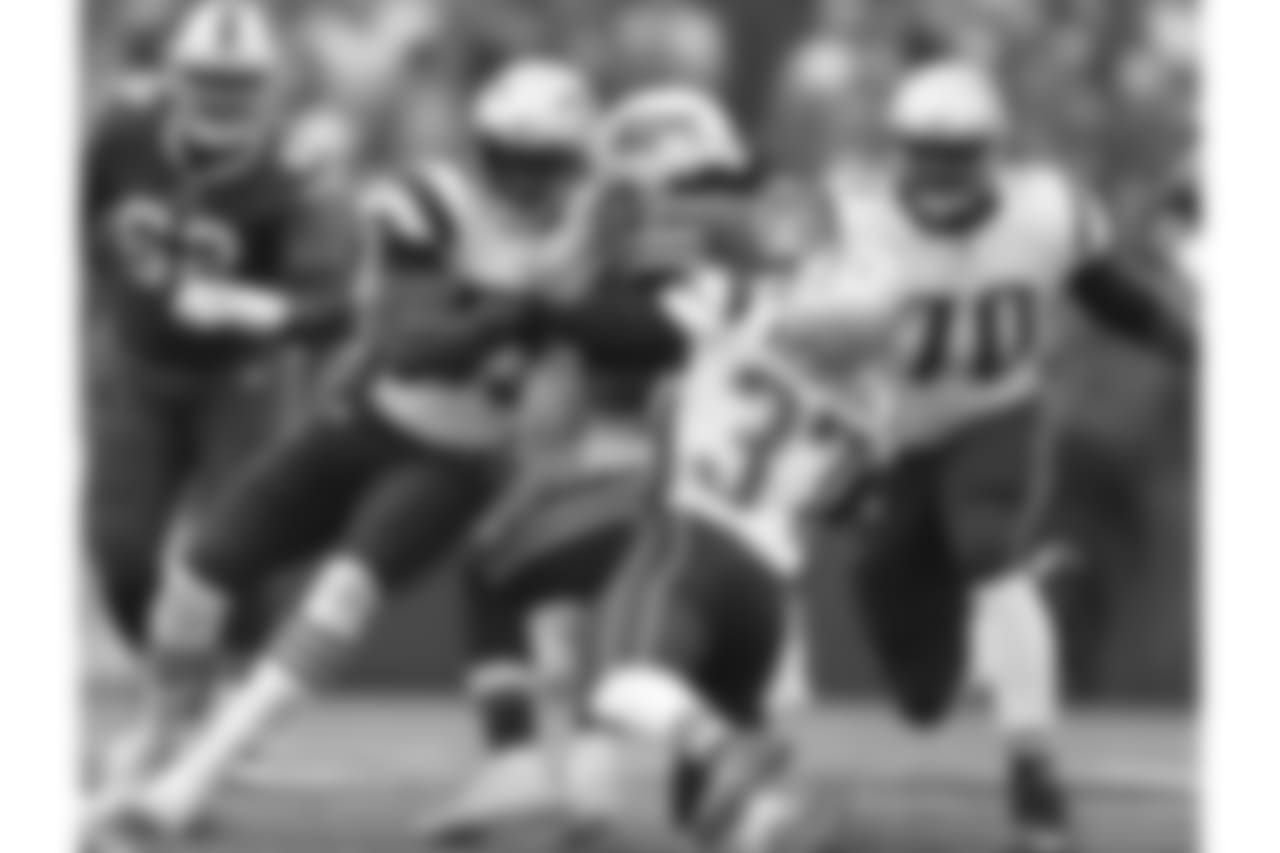 20171203_bills_silverman556.jpg