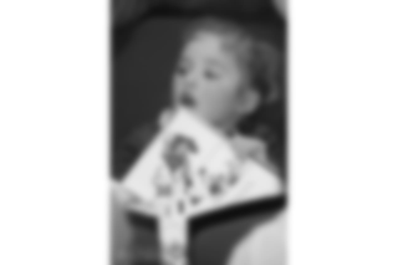 041818-waddle-read_eja061-watermarked.jpg
