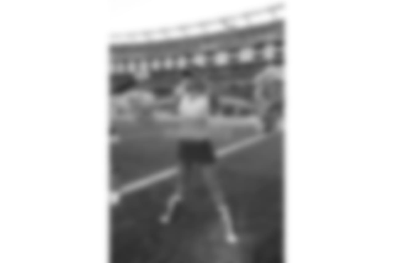 jessica_wanzie_as_a_baseball_player-nfl_large_580_10002-watermarked.jpg