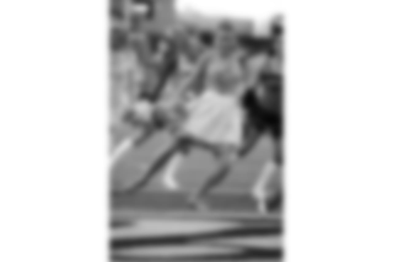 mv103110_jm1194-nfl_large_580_10002-watermarked.jpg