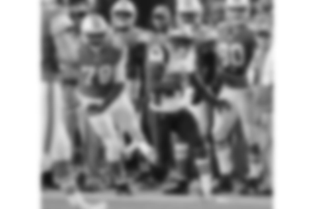20171211_dolphins_silverman675.jpg