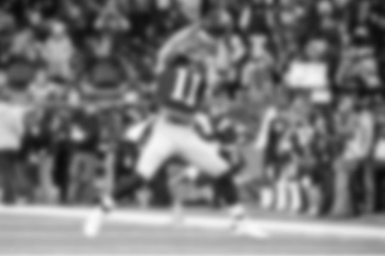 New England Patriots wide receiver Julian Edelman (11) warms up prior to the NFL AFC Divisional football game against the Houston Texans on Saturday, Jan. 14, 2017 in Foxboro, Mass. The Patriots defeated the Texans 34-16. (Jim Mahoney via AP)