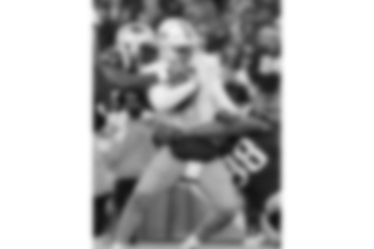 20171126_dolphins_silverman447.jpg