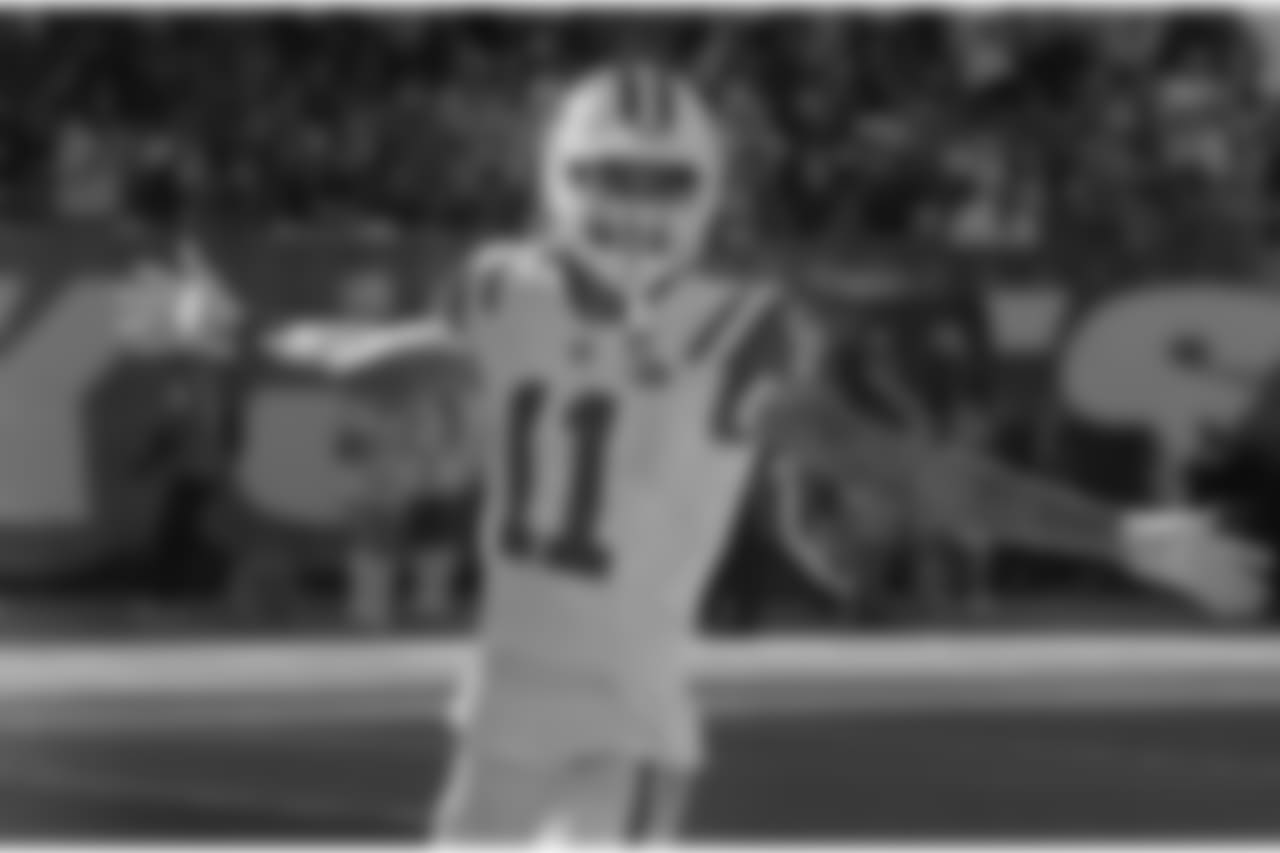 Robby Anderson - The second-year former rookie free agent has developed into a solid receiver in New York, leading the team with 62 receptions for 939 yards (15.1 avg.) and seven touchdowns. Anderson, who did miss some practice time to an illness this week, will test a Patriots secondary that's been giving up some big plays in recent weeks. (AP Photo/Bill Kostroun)