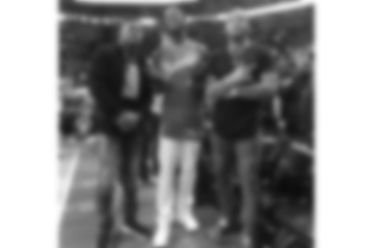 Jonathan Jones – Instagram (@getitonjones31): Celtics get the W!!