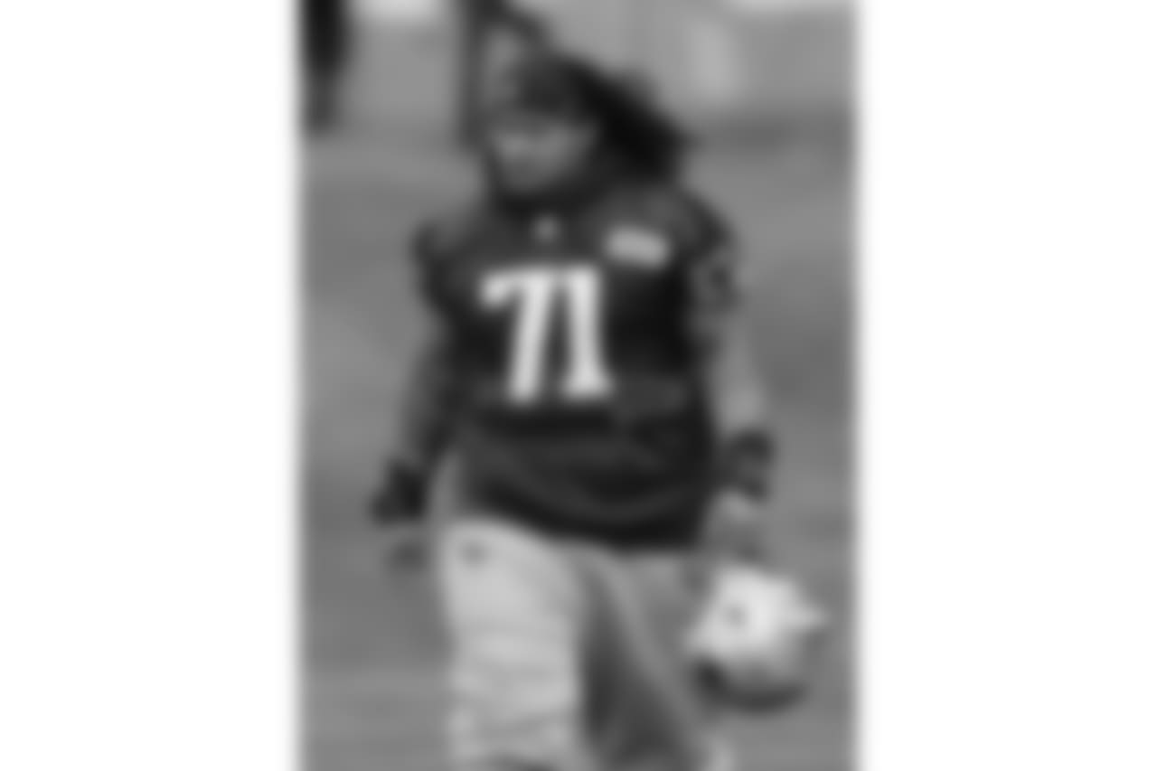 Danny Shelton.