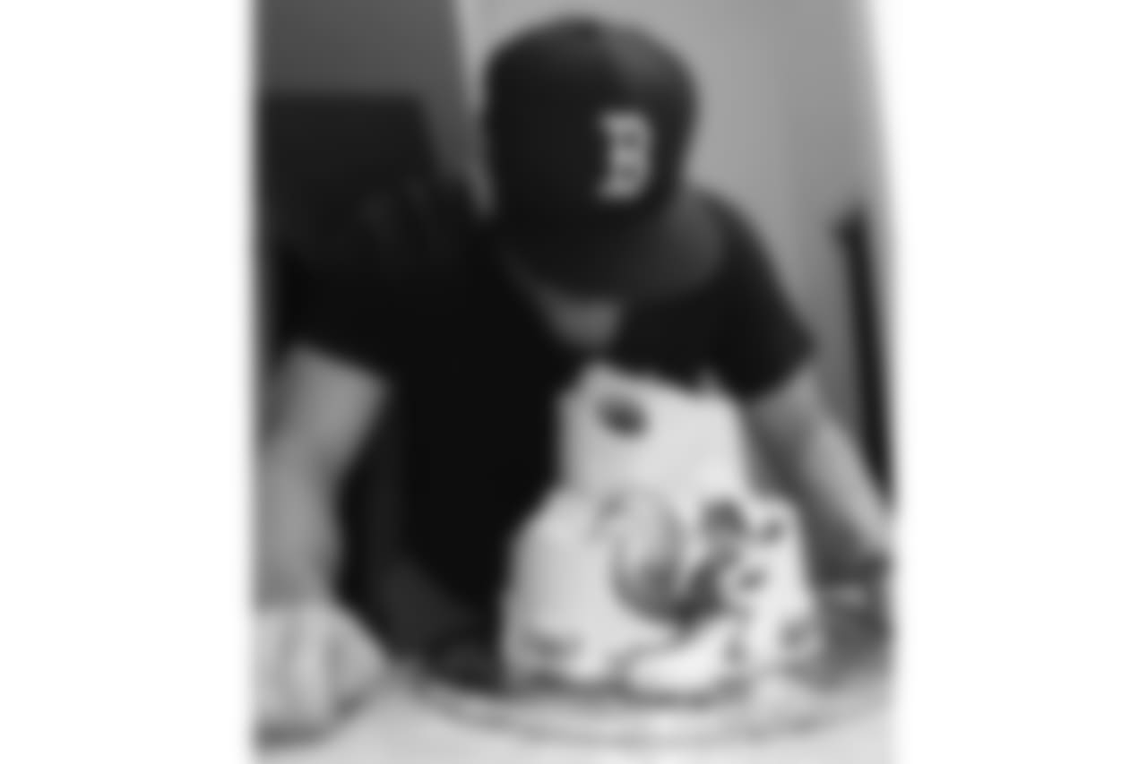 Julian Edelman – Instagram (@edelman11): Thanks to everyone for the birthday wishes, I couldn’t have asked for a better day. Shout out to @caposouthbos for the dope cake. 🎂